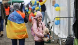 Швейцарія на рік продовжила особливий статус українських біженців
