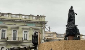Одеська міськрада підтримала рішення про демонтаж пам’ятників Катерині ІІ та Суворову