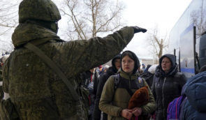 За минулий місяць окупанти вивезли до РФ ще близько сотні жителів окупованої Херсонщини – ЦНС