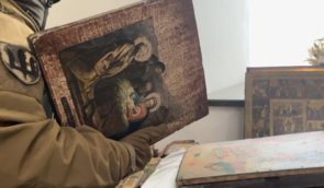 Консулу Литви повернули колекцію ікон, які окупанти викрали з його резиденції в Херсоні