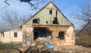 Внаслідок обстрілу Запорізької області постраждали двоє дітей: на них обвалилася стіна будинку, за якою ті ховалися