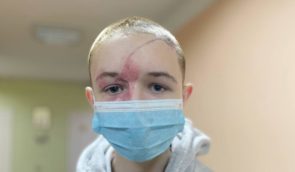 Лікарі врятували життя хлопцю, який провів 9 днів у комі після обвалу стіни внаслідок російського обстрілу