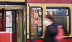 В берлинском метро русскоязычные мужчины напали на двух украинских женщин
