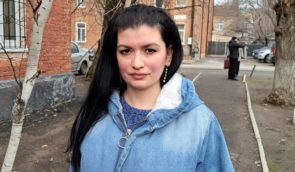 “Мене намагалися забити до смерті”: суд у справі про напад на дніпровську активістку Наталію Ешонкулову розпочав допит потерпілої