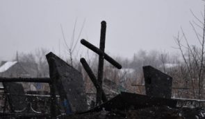 Росіяни поцілили ракетою в кладовище в Краматорську