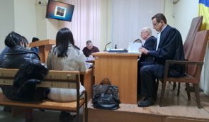 Суд у Дніпрі переніс засідання в справі про напад на активістку Наталію Ешонкулову, на якому мали допитувати потерпілу