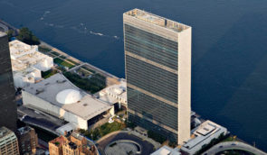 “Україна. Розп’яття. Трибунал”: біля будівлі ООН у Нью-Йорку відкриють виставку про воєнні злочини Росії