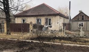 Окупанти вчергове обстріляли житлові квартали Донеччини, є загиблі та поранені