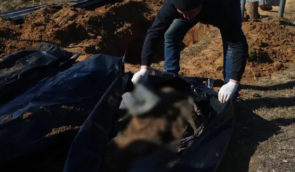 У Бородянці знайшли нове поховання цивільних, вбитих російськими військовими торік