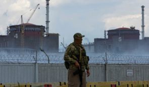 В еще одном блоке ЗАЭС российские военные разместили оружие и взрывчатку