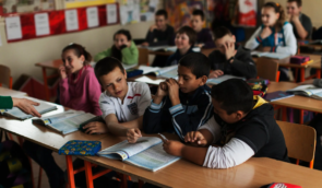 Єврокомісія подасть до суду на Словаччину через дискримінацію ромських дітей у місцевих школах