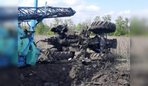 На Харківщині тракторист підірвався на російській міні