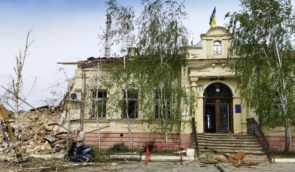 Вдень окупанти вдарили по селу Станіслав на Херсонщині: поранення дістали 10 людей, серед них – дитина
