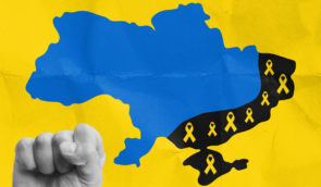 Активісти “Жовтої стрічки” кажуть, що росіяни в Генічеську обшукують місцевих та забирають телефони