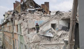 Количество пострадавших в результате удара россиян по дому во Львове возросло до 37