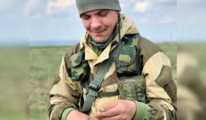 Заочно 12 років у в’язниці дістав російський військовий, який катував цивільних на Харківщині
