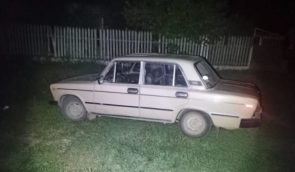 Мешканці Одещини загрожує ув’язнення за те, що викрала підлітка з вулиці та возила його в багажнику авто