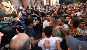 У Єревані почалися протести після обстрілів у Нагірному Карабаху