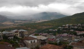 Сторони домовилися зупинити вогонь у Нагірному Карабаху