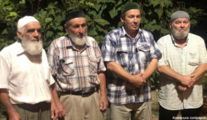 В оккупированном украинском Крыму “суд” признал законным задержание пожилых крымских татар 25 августа