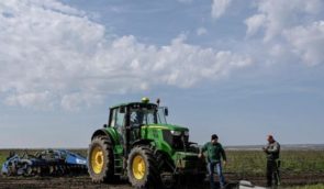 У парламенті пропонують заморозити кредити та борги українських аграріїв, чиї підприємства опинились в окупації