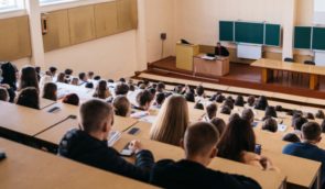 Рада ухвалила закон, який регулює вступ до закладів вищої освіти у 2024 році: що зміниться