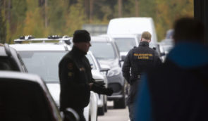 Журналісти підтвердили, що мігрантів на фінський кордон організовано везуть групами з боку Росії