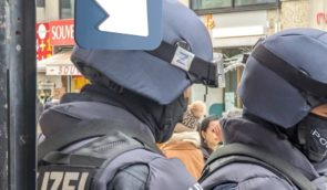 У Відні поліціант носив шолом з літерою Z, чим викликав обурення: його колегам довелося виправдовуватися