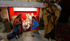 В Італії на церковному вертепі зобразили двох матерів Ісуса: це обурило деяких католиків і політиків