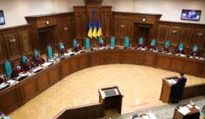 Конституційний Суд зробив перерву в розгляді справи про законність “Харківських угод”