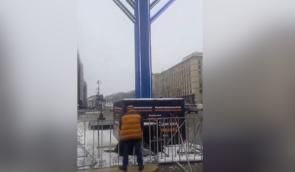 У Києві затримали чоловіка, який осквернив велику ханукію в центрі міста