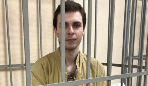 Депортованого 19-річного українця росіяни затримали на виїзді з РФ і погрозами катувань змусили визнати себе винним у тероризмі