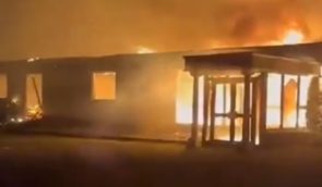 В ірландському графстві Голвей сталася пожежа в готелі, в якому планували розселити біженців: є ймовірність підпалу