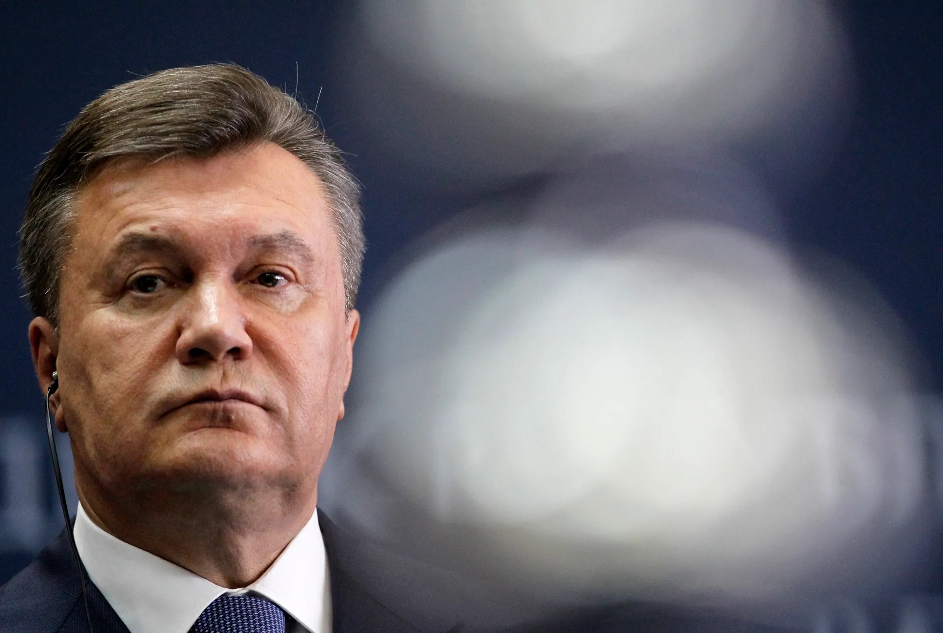 З Віктора Януковича зняли санкції ЄС