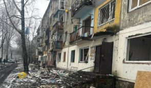 Вночі росіяни завдали ракетного удару по Мирнограду на Донеччині: постраждали троє людей