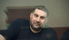 Російські тюремники насильно змусили кримського політв’язня Тимура Ялкабова поголити голову