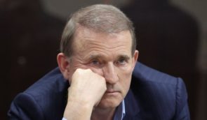 Суд не поновив адвокатське свідоцтво Медведчука