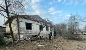 Росіяни вбили на Донеччині літню жінку та поранили ще двох