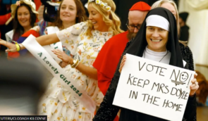 Мешканці Ірландії проголосували проти внесення поправки до Конституції про шлюб і роль жінки в родині