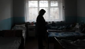 Без ґрат на вікнах та з вільним часом: уряд схвалив порядок надання психіатричної допомоги в стаціонарах