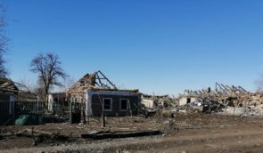 Окупанти обстріляли касетними боєприпасами село в Запорізькій області, загинула людина