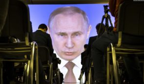 Акцент на “мирний план” Путіна: Кремль розробив нову методичку для медіа