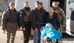 Із села Дружба Донецької області евакуювали сімʼю з дитиною, яка має інвалідність