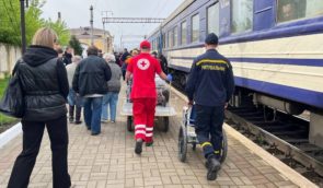 В евакуаційному поїзді з Донеччини у пасажирки почалися перейми