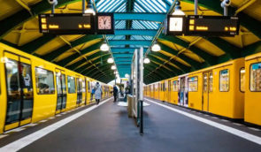 У Берліні поліціянти розслідують інцидент із нацистським вітанням у метро