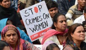 “Це не є злочином”: в Індії суд виправдав чоловіка, який ґвалтував свою дружину