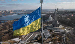 14% українців вважають, що Україна є диктаторською державою – опитування КМІС
