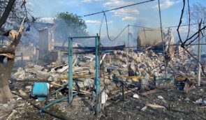 Russians decimate entire street in border village of Kharkiv Oblast using modified FAB-1500 glide bomb
