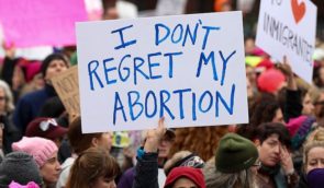 У США жінці відмовилися робити аборт попри те, що плід мав смертельну патологію