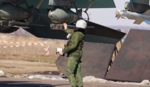 Зеленський: Росія щомісяця випускає по 3 тисячі керованих авіабомб по цивільних містах в Україні